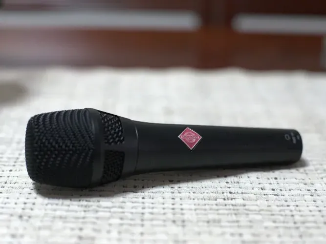 Microfone Neumann KMS 104