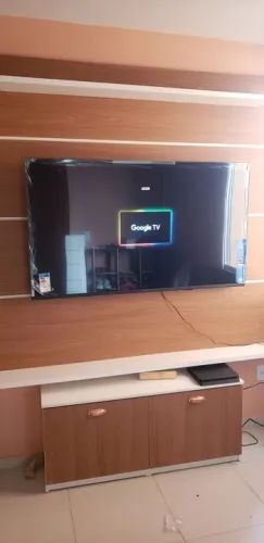 Instalação de suportes de tv com suporte fixo incluso
