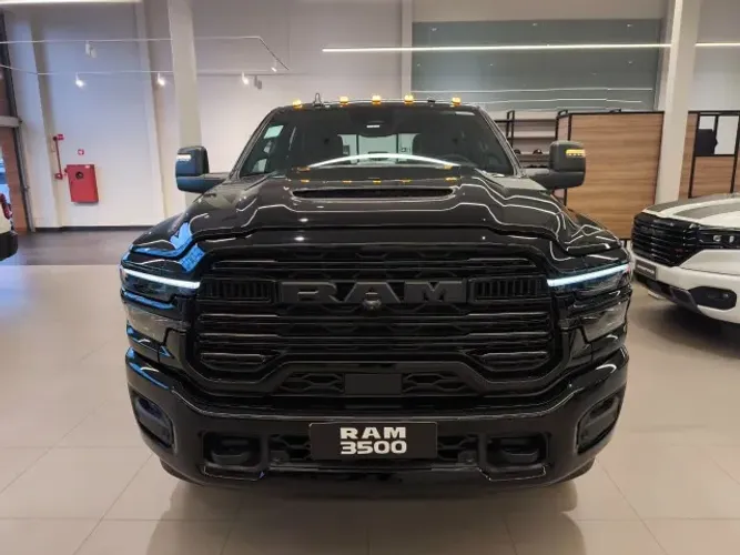 Ram 3500 Laram.6.7 Night Ed.tb CD 4X4 Die. 2025