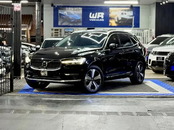 Volvo XC-60 T-8 Plus 2.0 AWD (híbrido) 2023