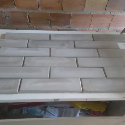 TIJOLINHO DE CONCRETO PARA REVESTIMENTO DE PAREDE