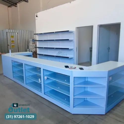 Gôndola e balcão comercial expositor