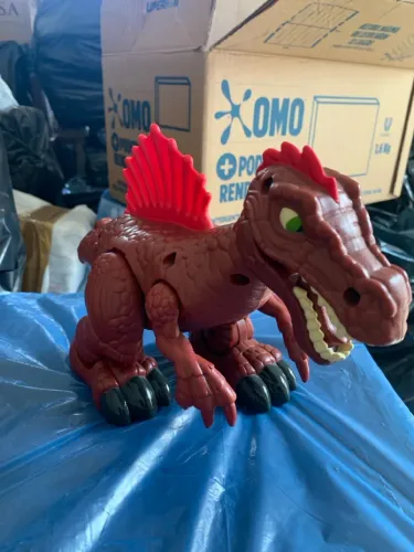 Dinossauro de Brinquedo - Diversão Garantida!