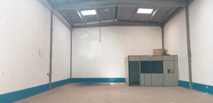 GALPÃO COMERCIAL em LAURO DE FREITAS - BA, CENTRO