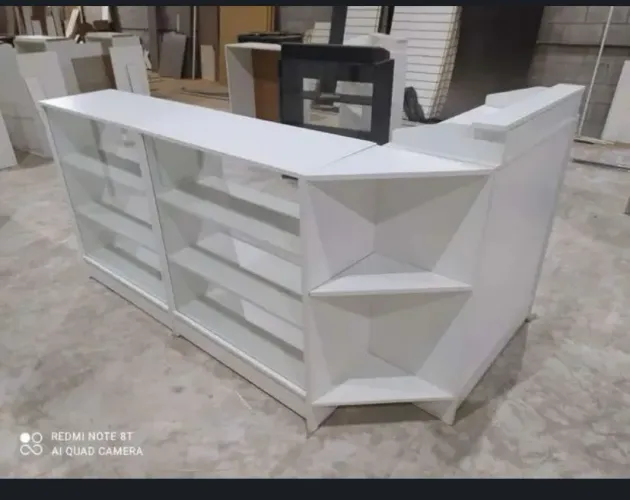 Kit BALCÃO CAIXA EM L + BALCÃO VITRINE 100%MDF 