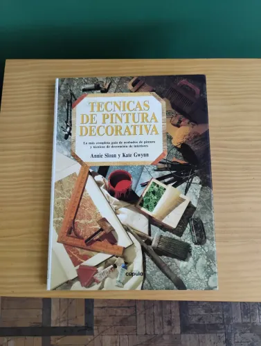 Livro de técnicas de pintura Decorativa