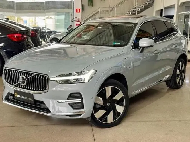 Volvo XC-60 T-8 Ultimate 2.0 AWD (híbrido) 2024