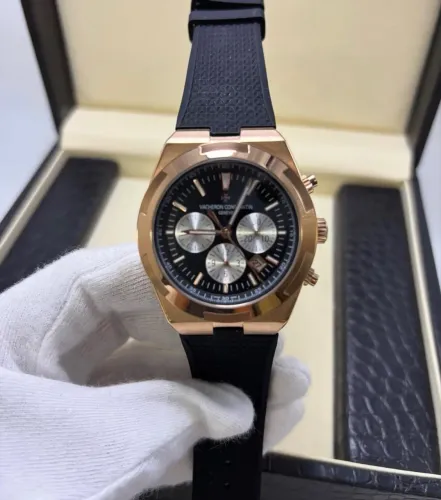 Relógio Vacheron Constantin Overseas Automático 