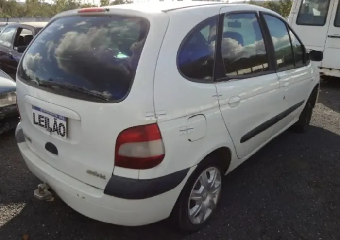 Peças para Renault Scénic desmontando