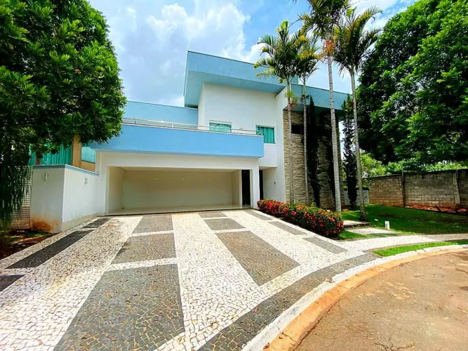 ALUGO SOBRADO CONDOMÍNIO DO LAGO 