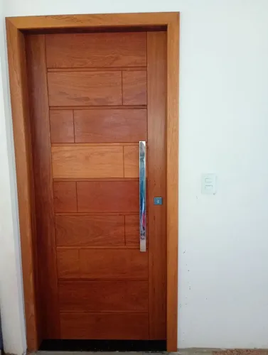 Instalador de Portas e Rodapés