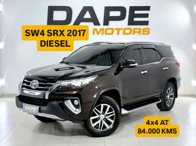 Toyota Hilux SW4 SRX 4X4 2.8 TDI 16V Dies. Aut. 2017