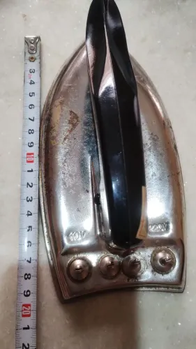 Ferro de Passar Antiguidade Vintage- Colecionador