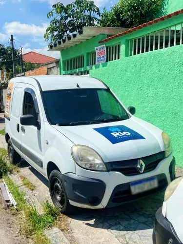 Renault kangoo SEM DIVIDAS