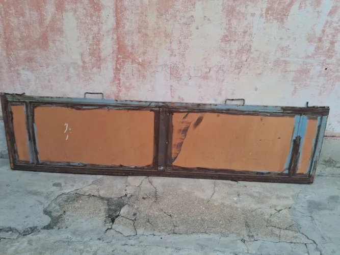 Comporta para enchente de portao