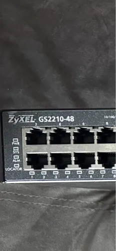 Switch Zyxel GS2210-48