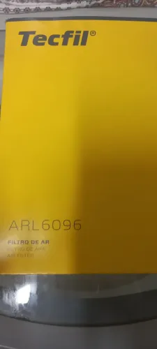 Filtro de ar Fox Hlp6096 usado.