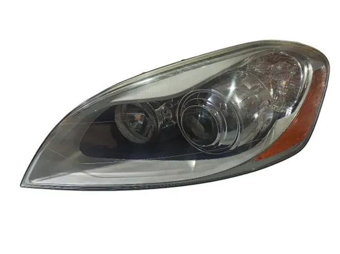 Farol Esquerdo Volvo Xc60 2008 A 2013 Xenon Usado Restaurado