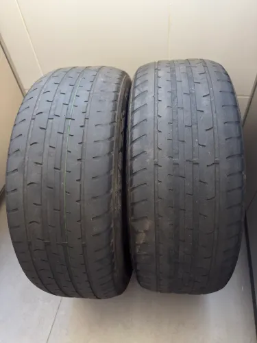 Par de Pneus 205/55 R16 (meia vida)