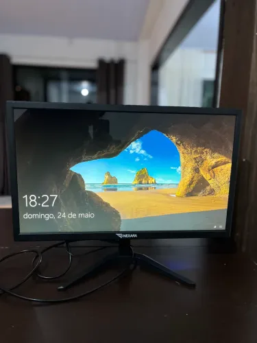 Monitor 21.5 polegadas 75hz Full HD resolução 1920x1080 cor preto acompanha cabo HDMI