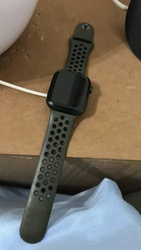 Apple Watch Series 7(GPS + Celular)