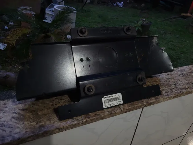 Suporte de lanterna traseira original da marca Volvo