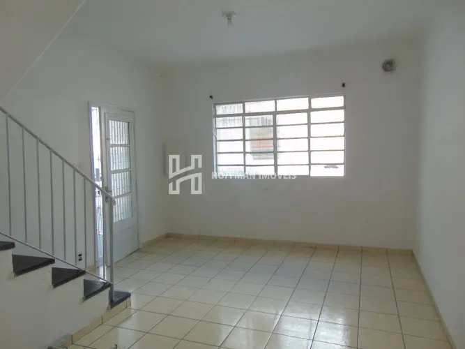 Sobrado com 2 dormitórios à Venda, 99 m² - Santa Maria.