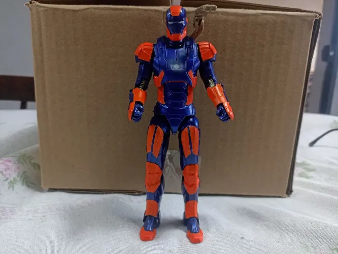 Figura Marvel Legends Iron Man/Homem de Ferro!