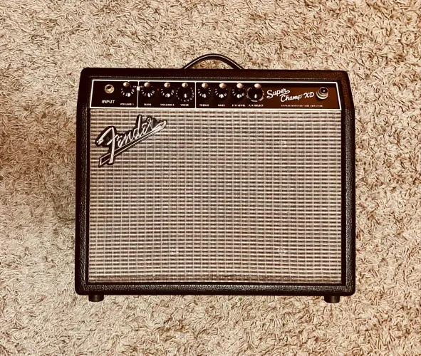 Amplificador Fender Champ XD valvulado 