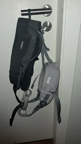 Cadeirinha de escalada Petzl Corax