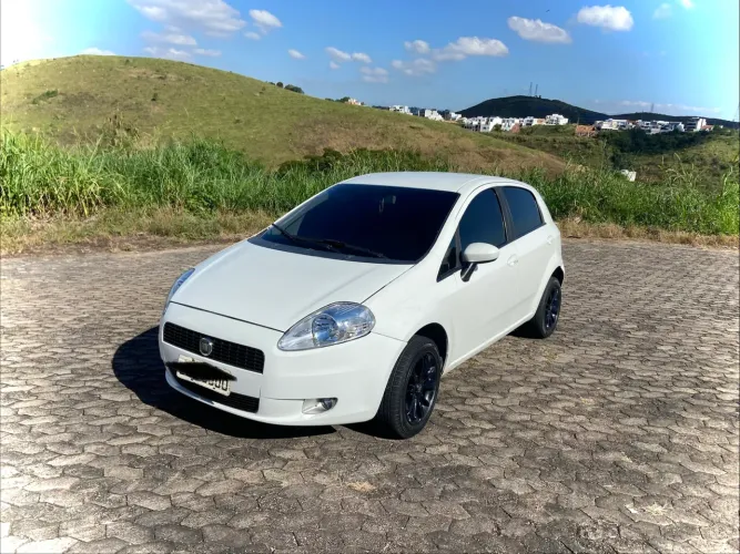 Fiat Punto Essence Dualogic 1.6 Flex 16V 5P 2012