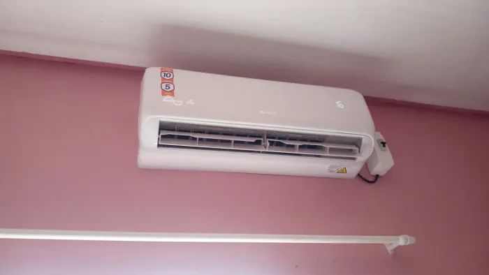 Instalação de ar condicionado.
