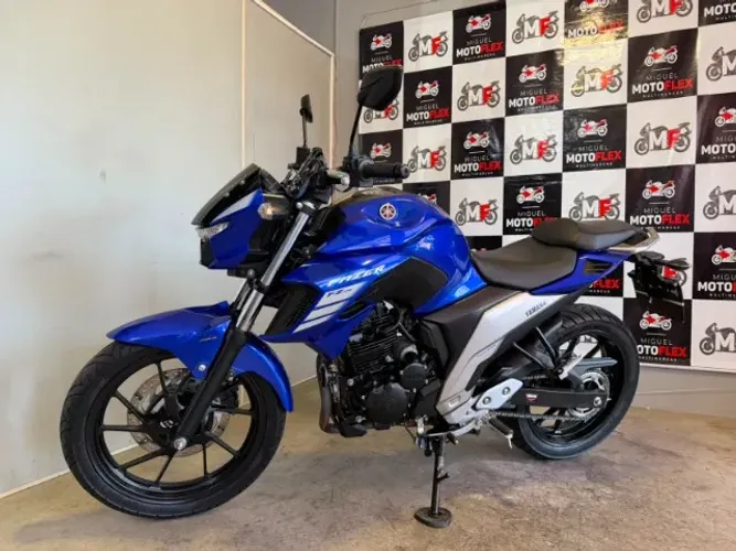 FAZER 250 2022
