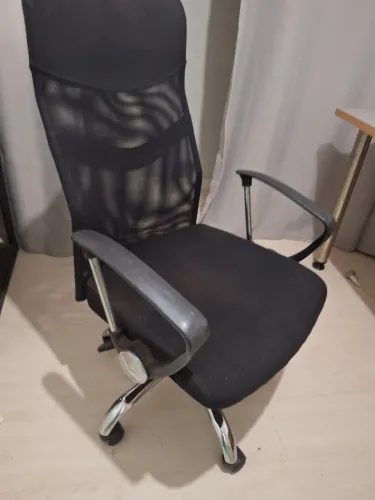 Cadeira computador giratória