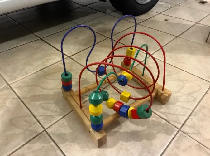 Brinquedo de madeira