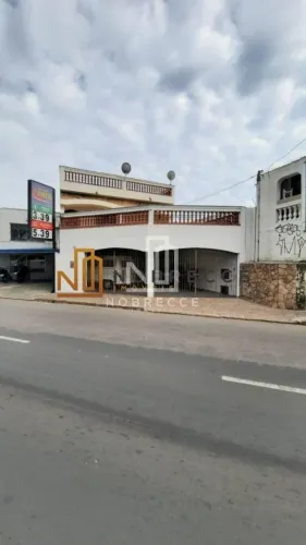 Casa sobrado à venda Av. Presidente Vargas - Indaiatuba/SP.