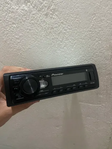 PIONNER BLUETOOTH MVH-S235BT + CONTROLE STETSOM