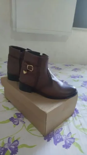 Vendo bota 