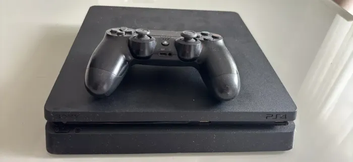 PlayStation 4