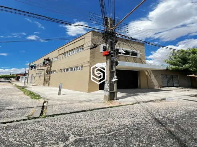 PONTO COMERCIAL NA AV. ALAMEDA PARNAIBA - MAFUÁ