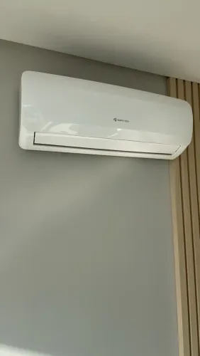 AR-CONDICIONADO 12.000 BTUs INVERTER