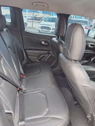 Jeep Renegade Long. T270 1.3 TB 4X2 Flex Aut. 2023
