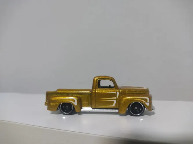 HOT WHEELS 49 FORD F1