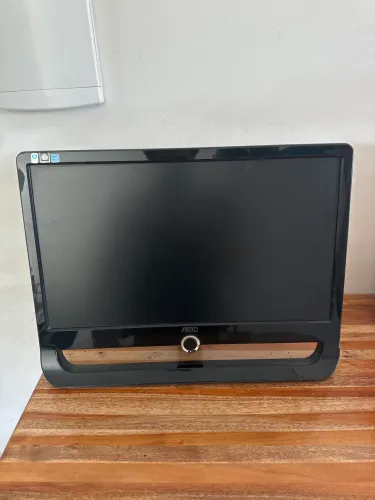 LCD Monitor tamanho 19
