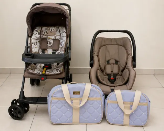 Carrinho Galzerano + Bebê Conforto + 2 Bolsas - Excelente Estado
