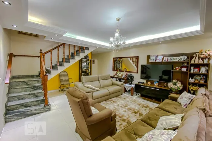Casa à Venda - Vila Carrão, 4 Quartos, 190 m2