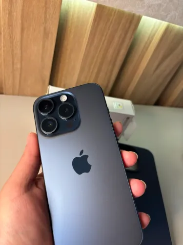 iphone 15 pro 128gb bateria 91% impecável