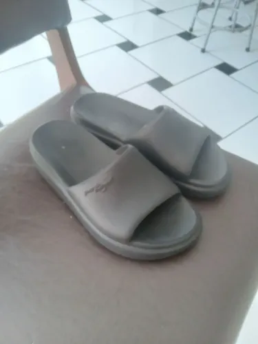 Chinelo nuvem confortável antiderrapante 38/39
