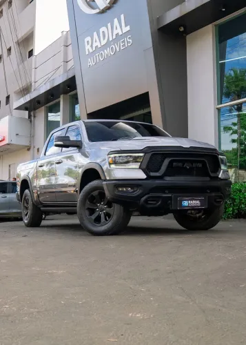Ram 1500 Limited 5.7 CD 4X4 Aut. 2022