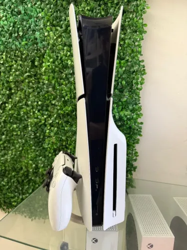 PS5 slim mídia física